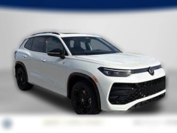 Volkswagen Tiguan SE R-Line Black 2.0T FWD 2026