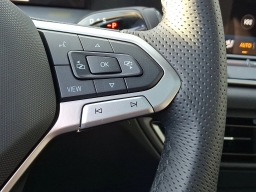 Volkswagen Tiguan SE R-Line Black 2.0T FWD 2026