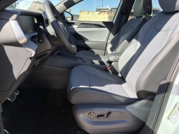 Volkswagen Tiguan SE R-Line Black 2.0T FWD 2026