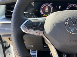 Volkswagen Tiguan SE R-Line Black 2.0T FWD 2026