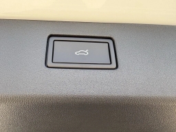 Volkswagen Tiguan SE R-Line Black 2.0T FWD 2026