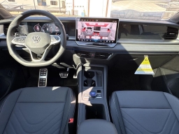 Volkswagen Tiguan SE R-Line Black 2.0T FWD 2026