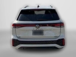 Volkswagen Tiguan SE R-Line Black 2.0T FWD 2026