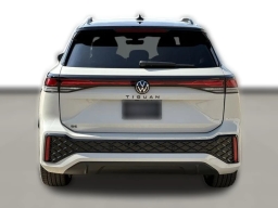 Volkswagen Tiguan SE R-Line Black 2.0T FWD 2026