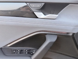 Volkswagen Tiguan SE R-Line Black 2.0T FWD 2026