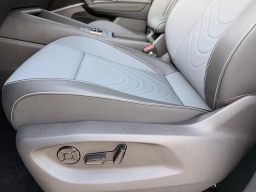 Volkswagen Tiguan SE R-Line Black 2.0T FWD 2026