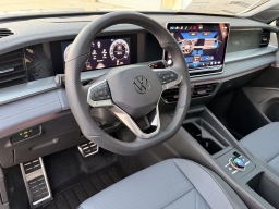 Volkswagen Tiguan SE R-Line Black 2.0T FWD 2026