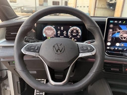 Volkswagen Tiguan SE R-Line Black 2.0T FWD 2026