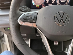 Volkswagen Tiguan SE R-Line Black 2.0T FWD 2026