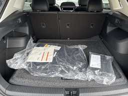 Volkswagen Tiguan SE 2.0T FWD 2026