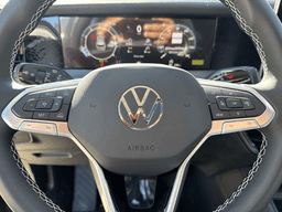 Volkswagen Tiguan SE 2.0T FWD 2026