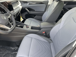 Volkswagen Tiguan SE 2.0T FWD 2026