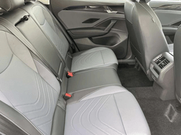 Volkswagen Tiguan SE 2.0T FWD 2026