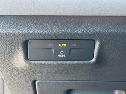 Volkswagen Tiguan SE 2.0T FWD 2026