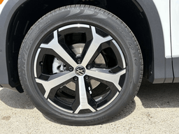 Volkswagen Tiguan SE 2.0T FWD 2026