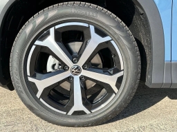 Volkswagen Tiguan SE 2.0T FWD 2026