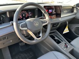 Volkswagen Tiguan SE 2.0T FWD 2026