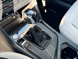 Volkswagen Taos SE FWD 2025