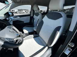 Volkswagen Taos SE FWD 2025