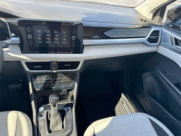 Volkswagen Taos SE FWD 2025