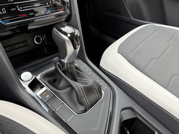 Volkswagen Taos SE FWD 2026