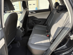 Volkswagen Taos SE FWD 2026