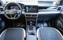 Volkswagen Taos SE FWD 2026