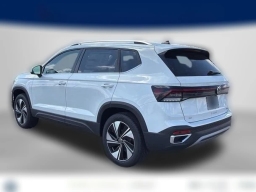 Volkswagen Taos SE 4MOTION 2026