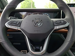 Volkswagen Tiguan SEL R-Line Turbo 4MOTION 2026