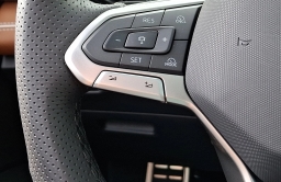 Volkswagen Tiguan SEL R-Line Turbo 4MOTION 2026