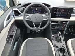 Volkswagen Taos SE 4MOTION 2025
