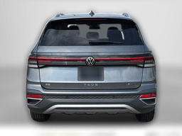 Volkswagen Taos SE 4MOTION 2025