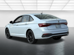 Volkswagen Jetta SE Auto 2026