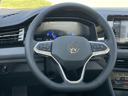 Volkswagen Jetta SE Auto 2026