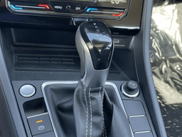 Volkswagen Jetta SE Auto 2026