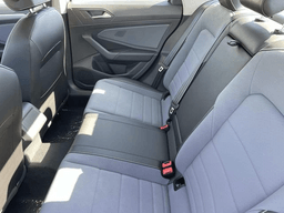 Volkswagen Jetta SE Auto 2026