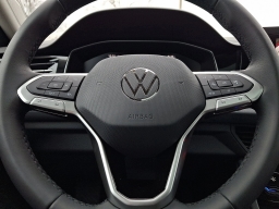 Volkswagen Jetta SE Auto 2026