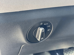 Volkswagen Jetta SE Auto 2026