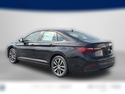 Volkswagen Jetta SE Auto 2026