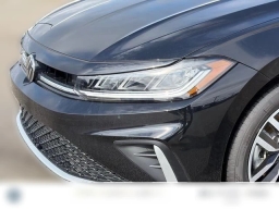 Volkswagen Jetta SE Auto 2026