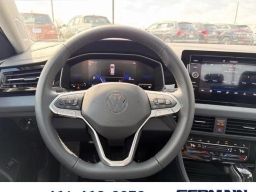 Volkswagen Jetta SE Auto 2026