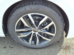 Volkswagen Jetta SE Auto 2026