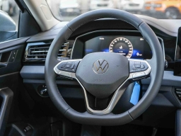 Volkswagen Jetta SE Auto 2026