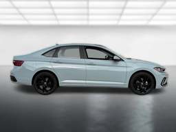 Volkswagen Jetta SE Auto 2026