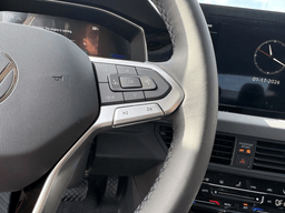 Volkswagen Jetta SE Auto 2026