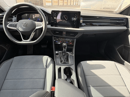 Volkswagen Jetta SE Auto 2026