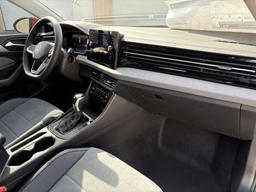 Volkswagen Jetta SE Auto 2026