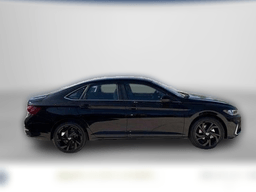 Volkswagen Jetta SE Auto 2026