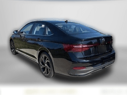 Volkswagen Jetta SE Auto 2026