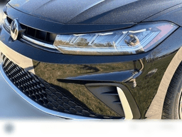 Volkswagen Jetta SE Auto 2026